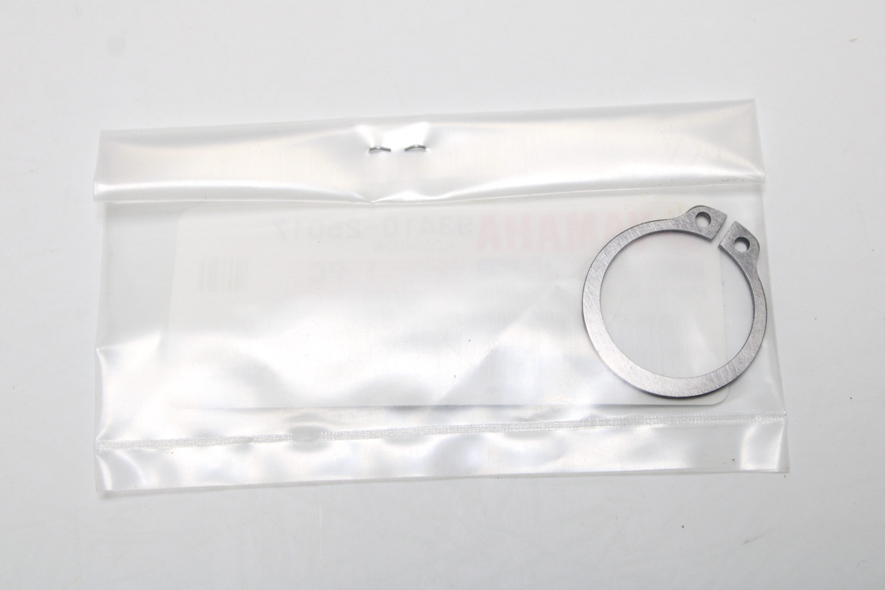 Yamaha YZ80 RD 125 200 93410-25017-00 Circlip