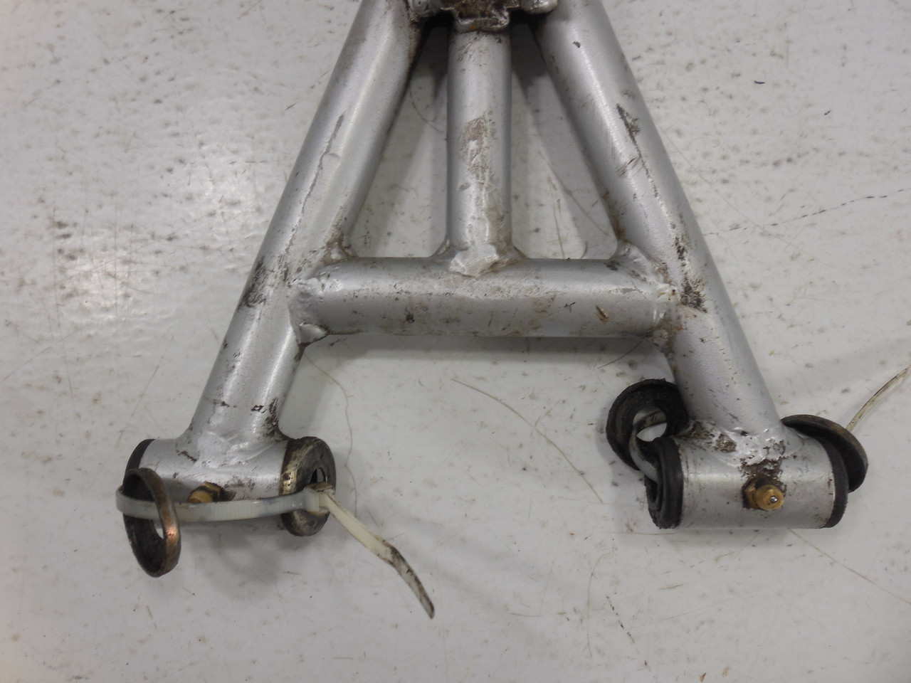 Baja 90 Chinese four-wheel ATV right side lower A-Arm Suspension