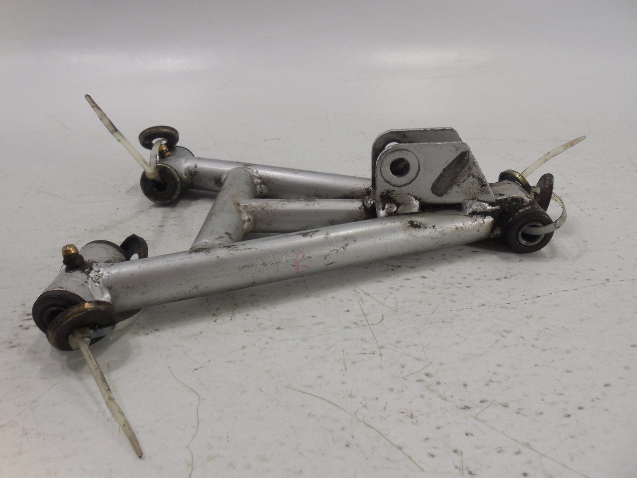 Baja 90 Chinese four-wheel ATV right side lower A-Arm Suspension