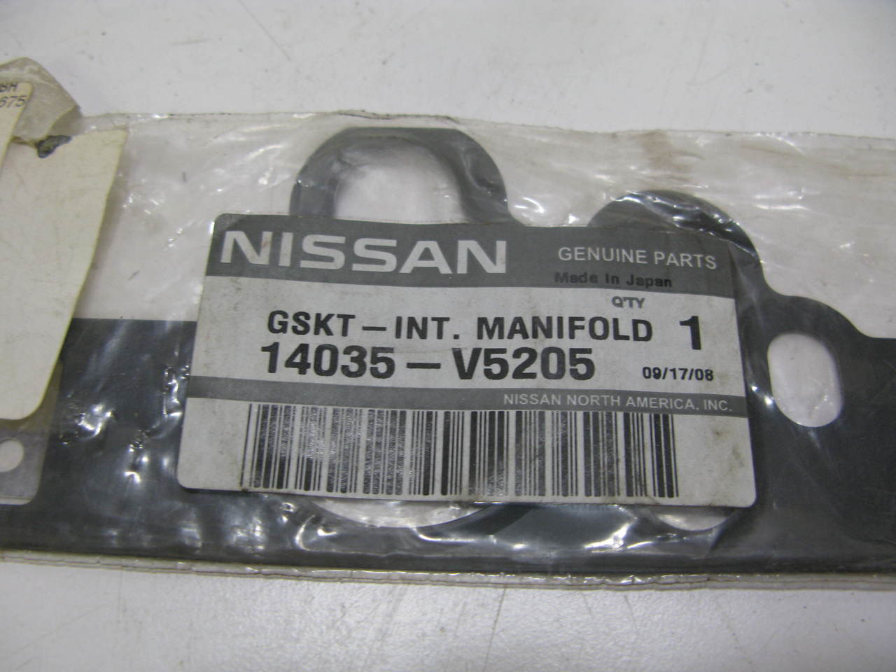 Nissan 14035-V5205 intake manifold gasket