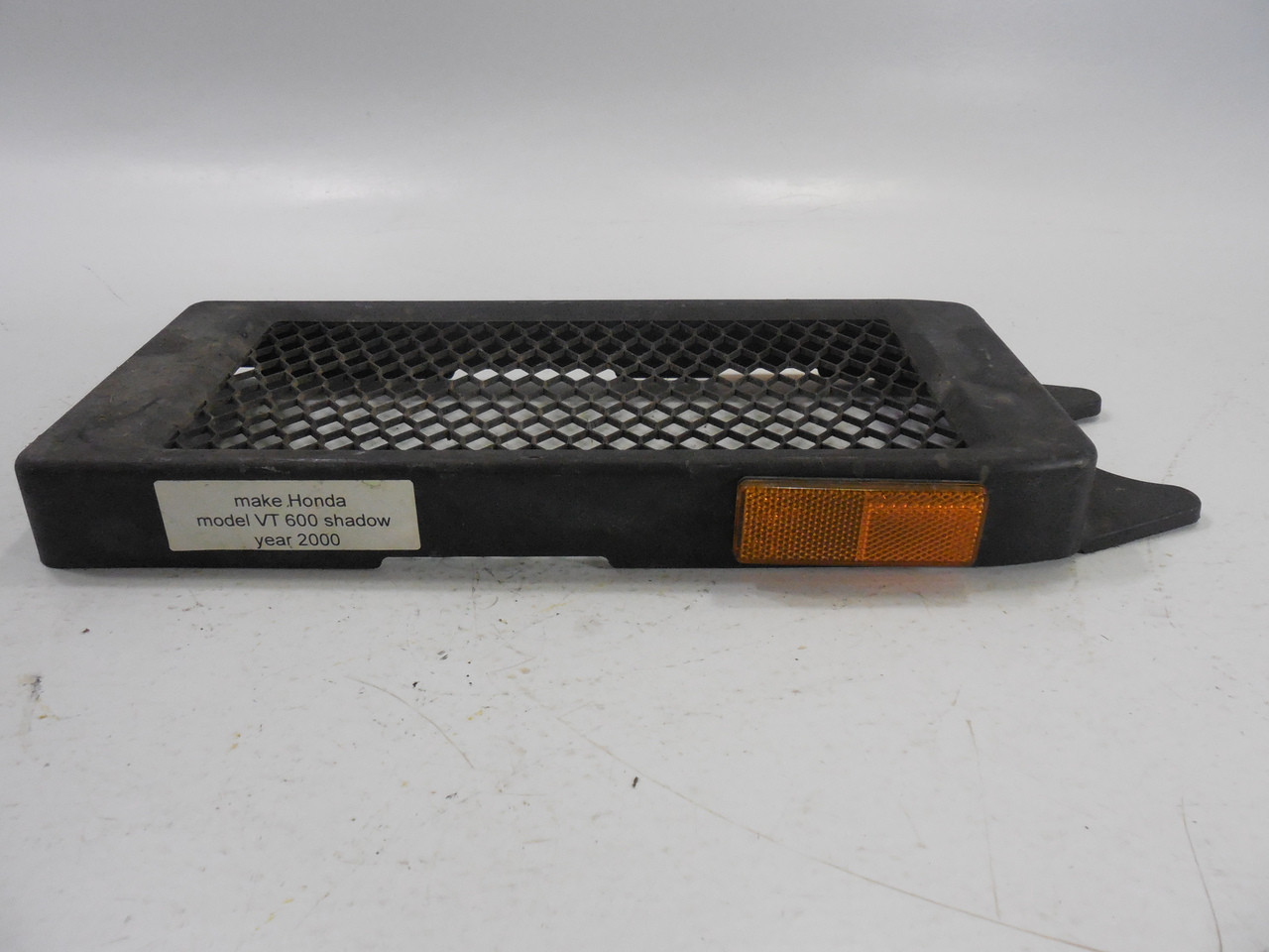 Honda VT 600CD Shadow 19031-MZ8-K00 GRILLE, RADIATOR Radiator Shroud