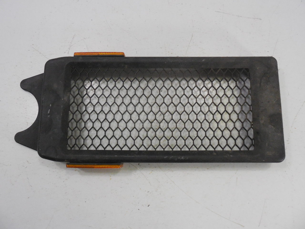 Honda VT 600CD Shadow 19031-MZ8-K00 GRILLE, RADIATOR Radiator Shroud