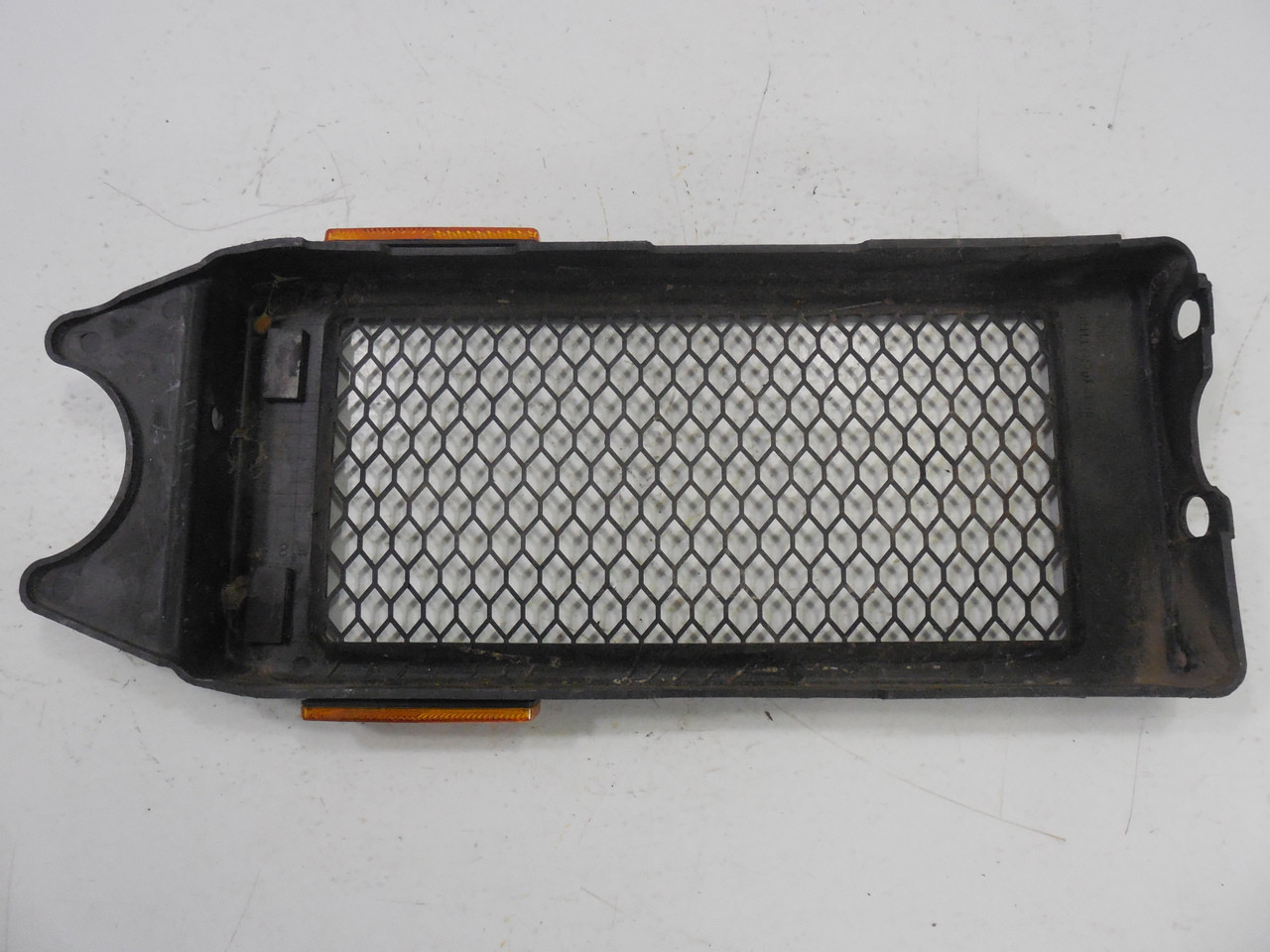 Honda VT 600CD Shadow 19031-MZ8-K00 GRILLE, RADIATOR Radiator Shroud