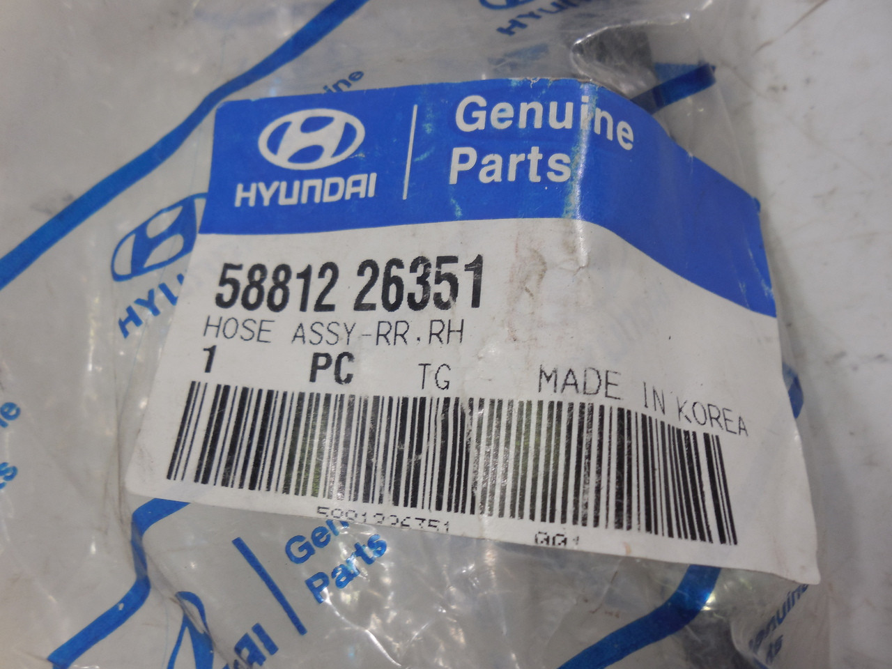 Hyundai Santa F  Right Rear brake hose 58812 26351 ;