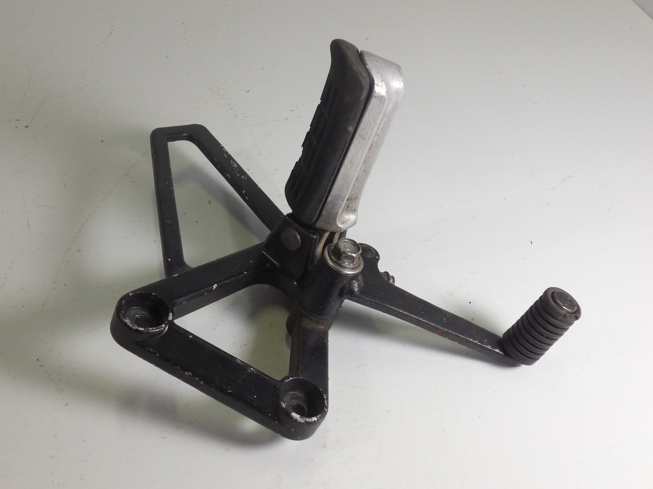 Honda CBR 600 shift lever Foot Rest Foot Peg Assembly