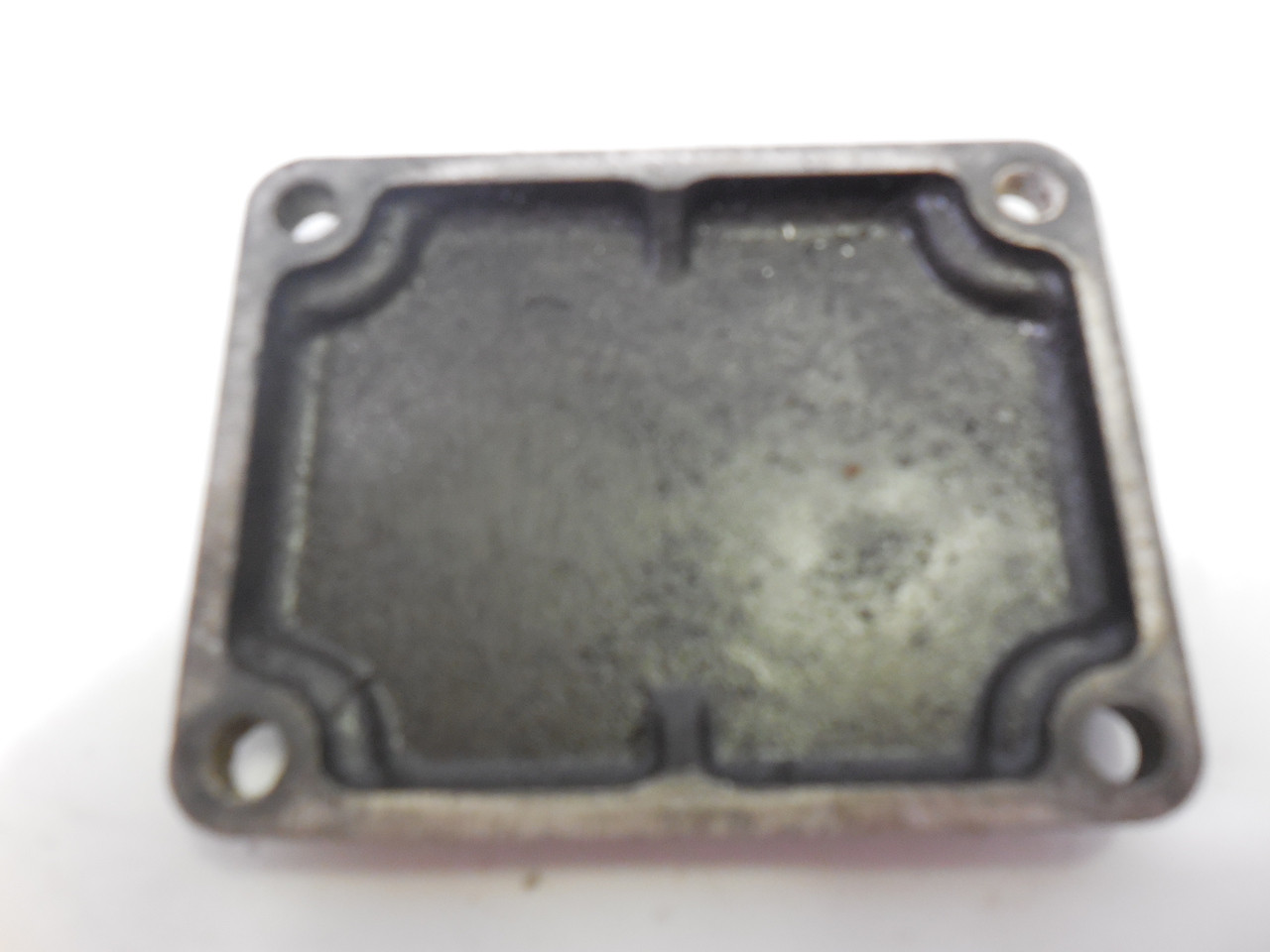 Suzuki RM 250 11248-28C20 COVER,CYLINDER, Head Power Valve Exhaust