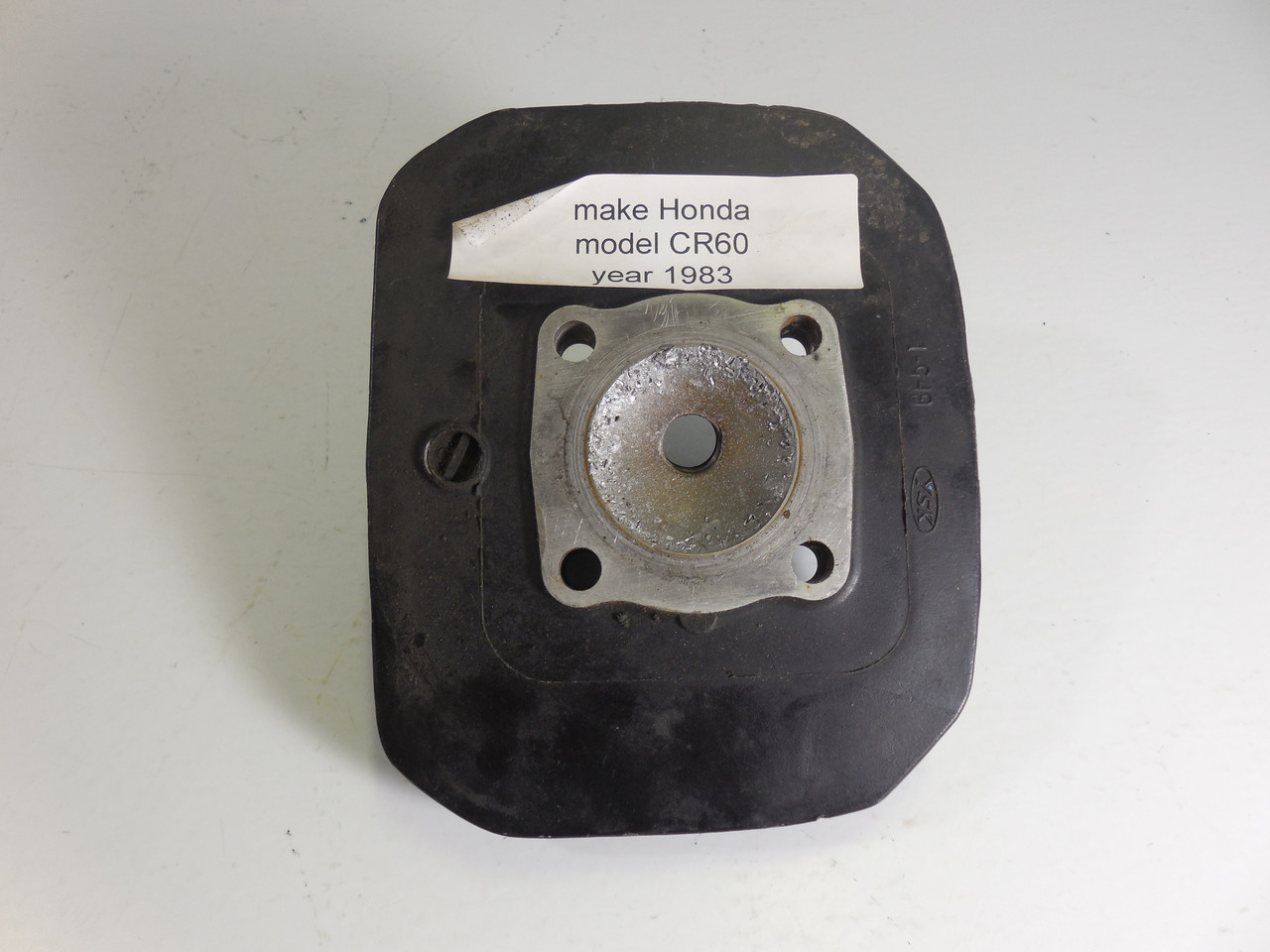 Honda 12200-GF5-670 CYLINDER HEAD 1983 , 1984 OEM