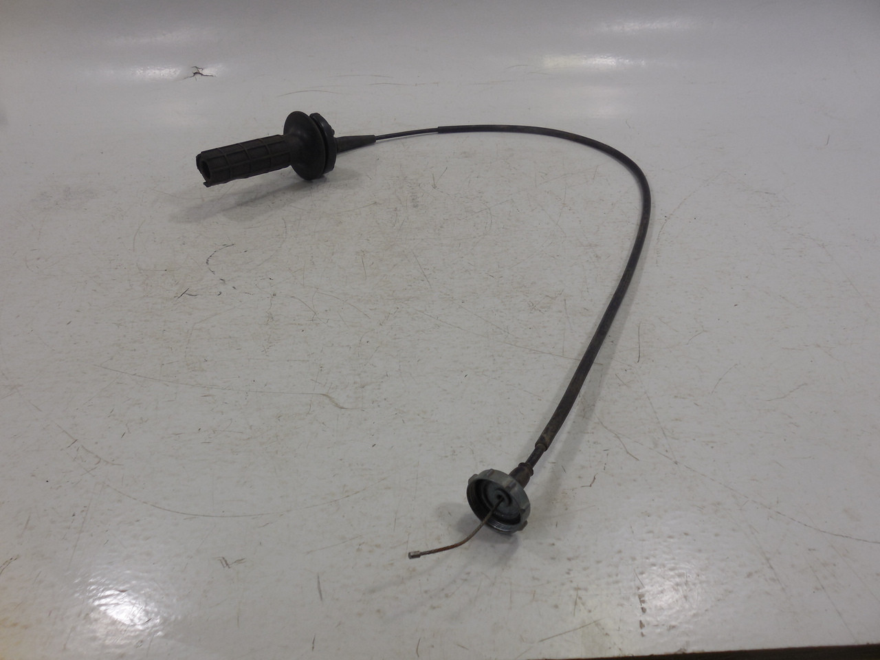 Honda XR200R 1990 Throttle Cable Pipe
