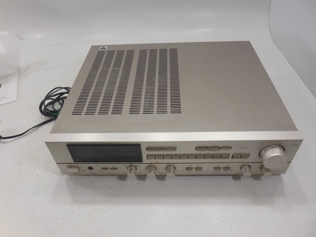 Denon DRA-550 AM/FM Stereo Tuner AMP *IN ORIGINAL BOX*