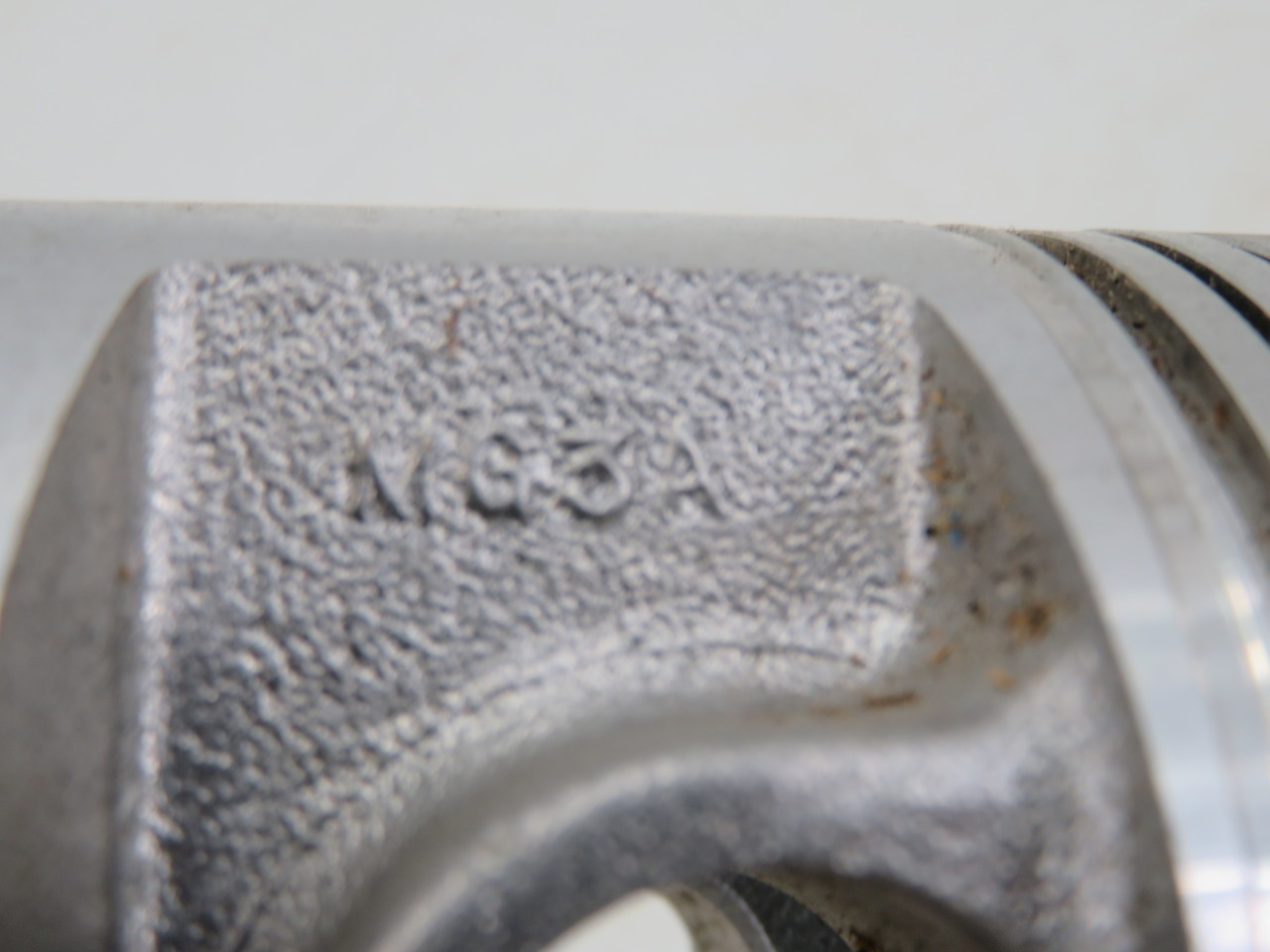 Honda  XR500 13101-MG3-000 PISTON Standard
