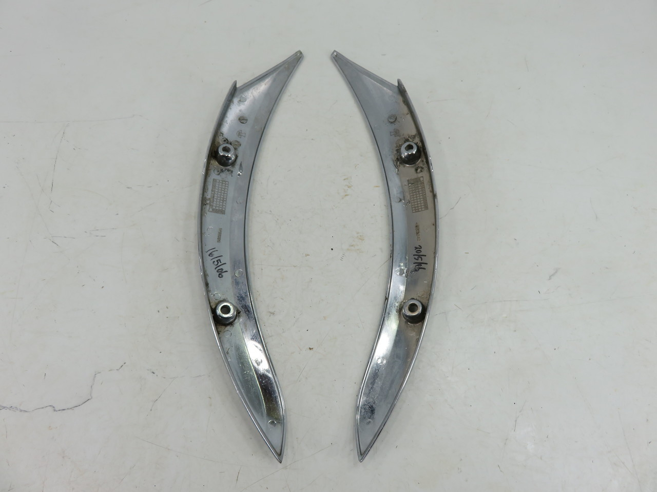 VICTORY KINGPIN VEGAS FRAME RAIL COVER CHROME 5631841 5631842