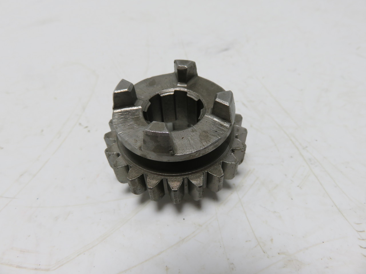 Honda 23461-116-010 GEAR, MAINSHAFT THIRD (21T 1976 XR75