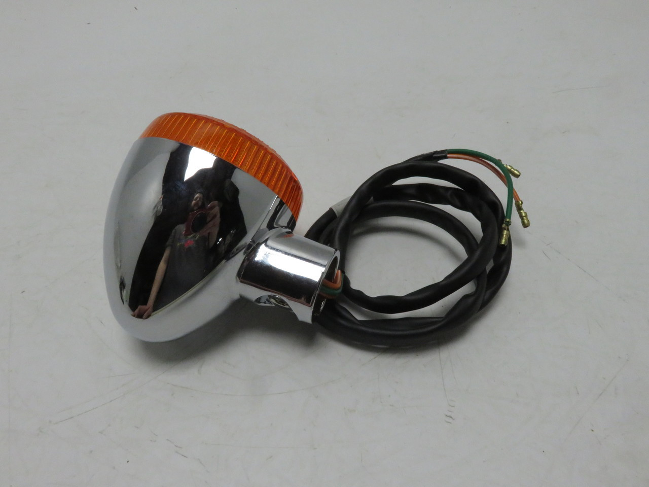 Honda VT1100C 1987-1994 33450-MM8-671 TURN SIGNAL ASSY., L. FR Front Left