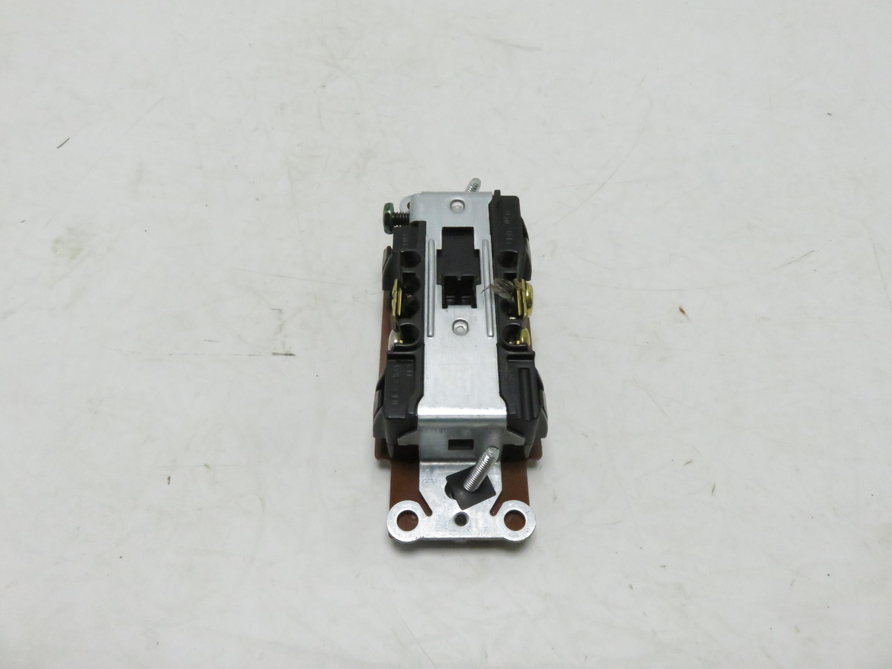 Lutron SCRS-15-TR-SI Claro Satin Tamper Resistant 15A Duplex Receptacle in Sienn