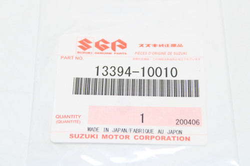 Suzuki 13394-10010 NEEDLE CLIP Carburetor Suzuki 13394-10010 NEEDLE CLIP Carburetor