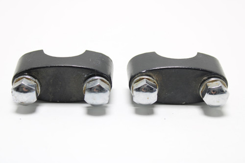 Suzuki GS1100GL 1982-1983  56211-26D00 Handlebar Clamps