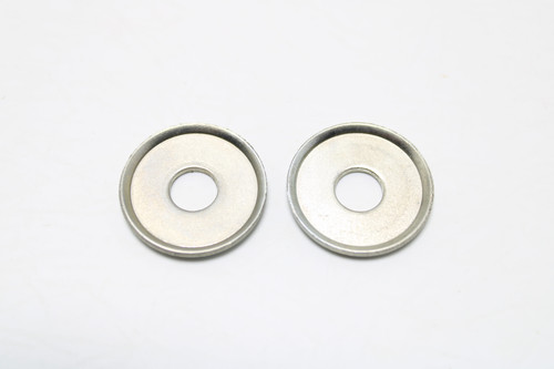 Kawasaki KZ1000  92102-010 FOOTREST BAR CAP