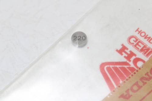 Honda ST1100 VFR750 CBR600 14941-KT7-000 SHIM, TAPPET (2.200)