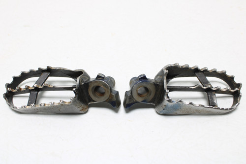 Yamaha YZ65 85 125 250 250F 400F 426F 450F 1997-2003 Foot Pegs Springs Pins
