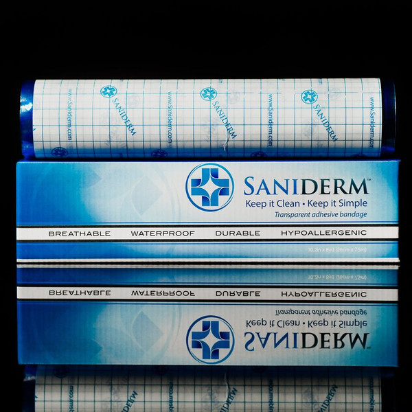 Amazon.com: Saniderm Tattoo Aftercare Bandage 10 Sheets (Small Pack, 4 in x  4 in) – Convenient, Faster Tattoo Healing and Protection – Sterile,  Waterproof, and Latex-Free : Beauty & Personal Care