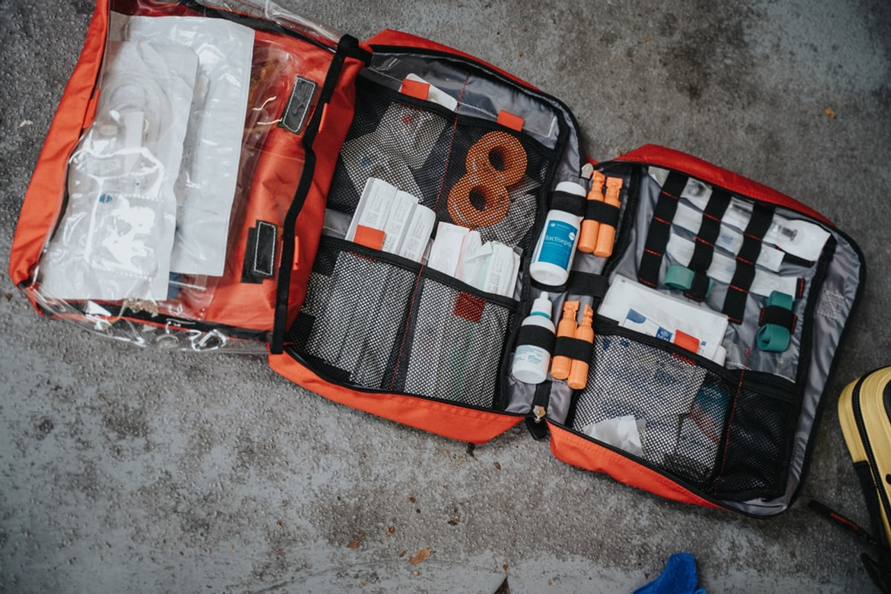 Travel Kit Essentials: 18 Items To Keep When Traveling During Winter Travel Kit Essentials: 18 Items To Keep When Traveling During Winter