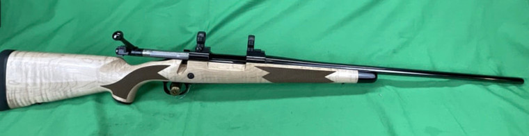 Winchester Model 70 SUPER GRADE Collector 30-06 Maple Stock Bolt Action Rifle