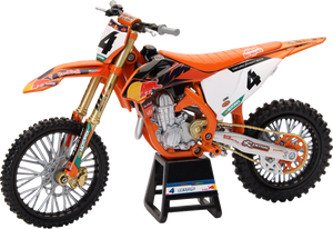 New Ray Toys - 1/12 Red Bull Ktm 450sx-f (chase Sexton) #4 - 58473 New Ray Toys - 1/12 Red Bull Ktm 450sx-f (chase Sexton) #4 - 58473