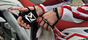 Risk Racing Palm Protectors Ultra Thin Black Sm/md - 12697 Risk Racing Palm Protectors Ultra Thin Black Sm/md - 12697