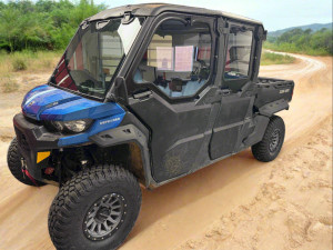 Can-am Defender 4-Seat Cab Enclosure "The Vault" Upper Side Doors & Panels (Patent Pending) - Dirt Warrior Accessories
