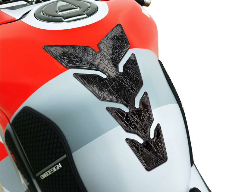 One Emblems - Ultra-thin Tank Pad Scratches Black - XT3