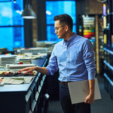 HP ZBook Studio 16 G10 Mobile workstation 40.6 cm (16") WUXGA Intel® Core™ i7 i7-13700H 32 GB DDR5-SDRAM 1 TB SSD NVIDIA RTX 3000 Ada Wi-Fi 6E (802.11ax) Windows 11 Pro Silver - 863K3ET