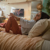 HP Pavilion 31.5 inch All-in-One Desktop PC 32-b1001naBundle PC - 7N605EA