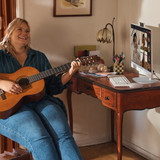 HP 27-cr0014na Intel® Core™ i5 i5-1335U 68.6 cm (27") 1920 x 1080 pixels 16 GB DDR4-SDRAM 512 GB SSD All-in-One PC Windows 11 Home Wi-Fi 6 (802.11ax) White - 8B520EA