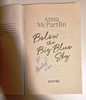 Anna McPartlin / Below the Big Blue Sky (Signed by the Author) (Large Paperback).