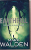 Mark Walden / Earthfall (Hardback)