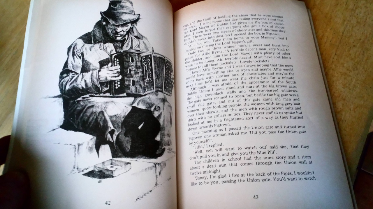 Éamonn Mac Thomáis - Gur Cake and Coal Blocks - Dublin - Social History - PB 1978  Illustrated
