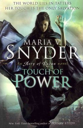 Maria V. Snyder / Touch of Power (Large Paperback)