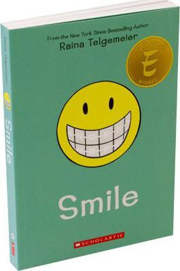 Raina Telgemeier / Smile (Large Paperback)