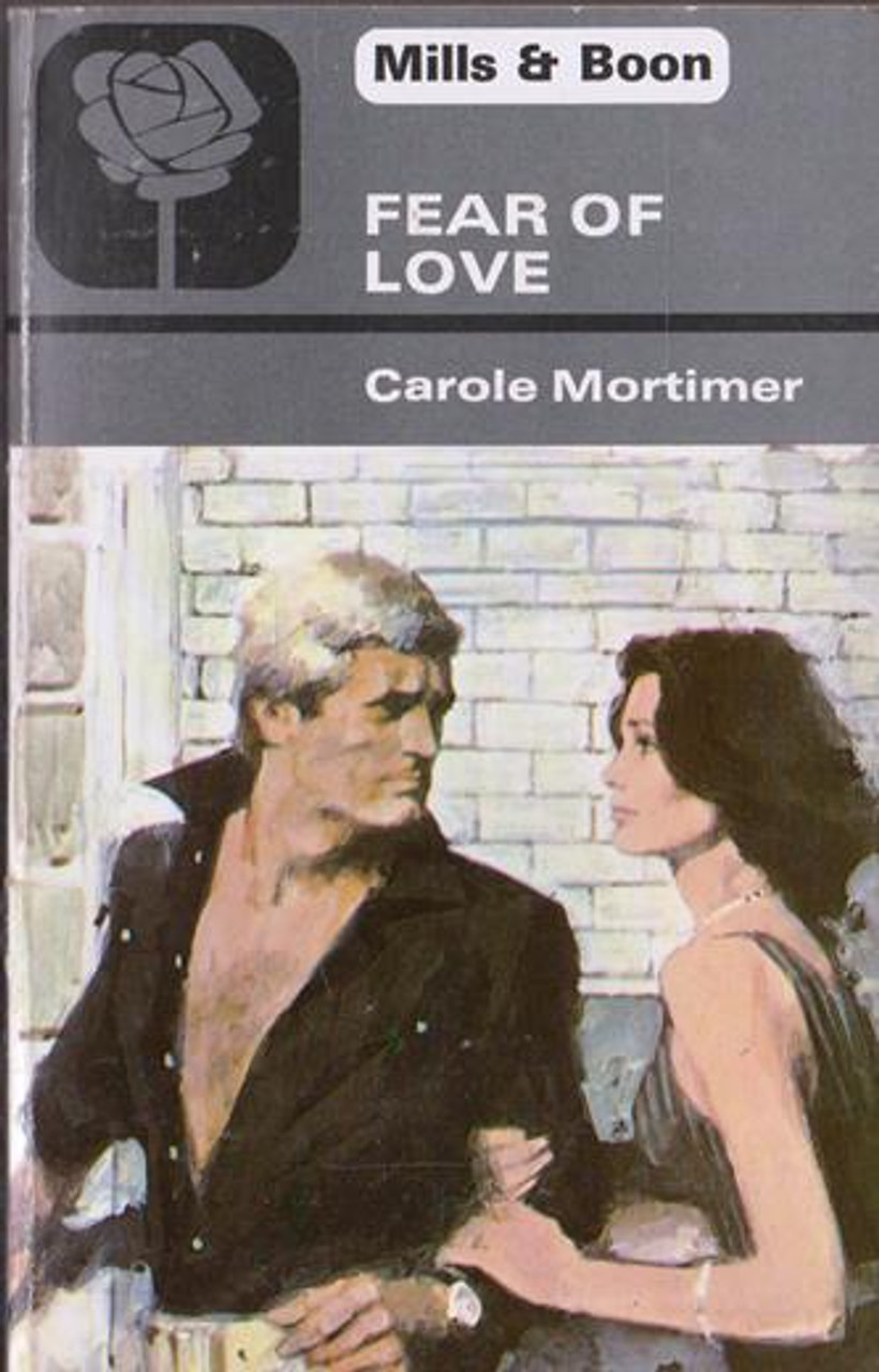 Mills & Boon / Fear of Love (Vintage).