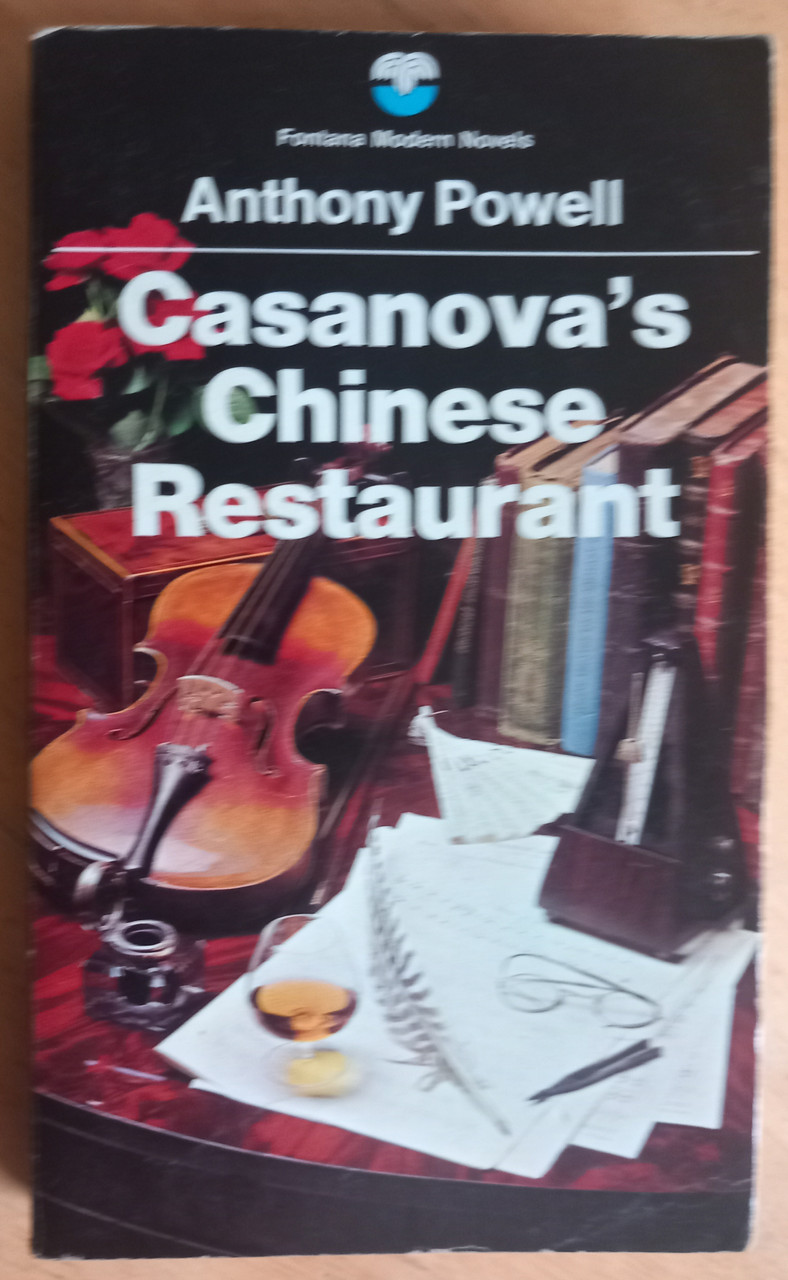 Anthony Powell - Casanova's Chinese Restaurant - Vintage PB ( A Dance to the Music of Time - Book 5 )