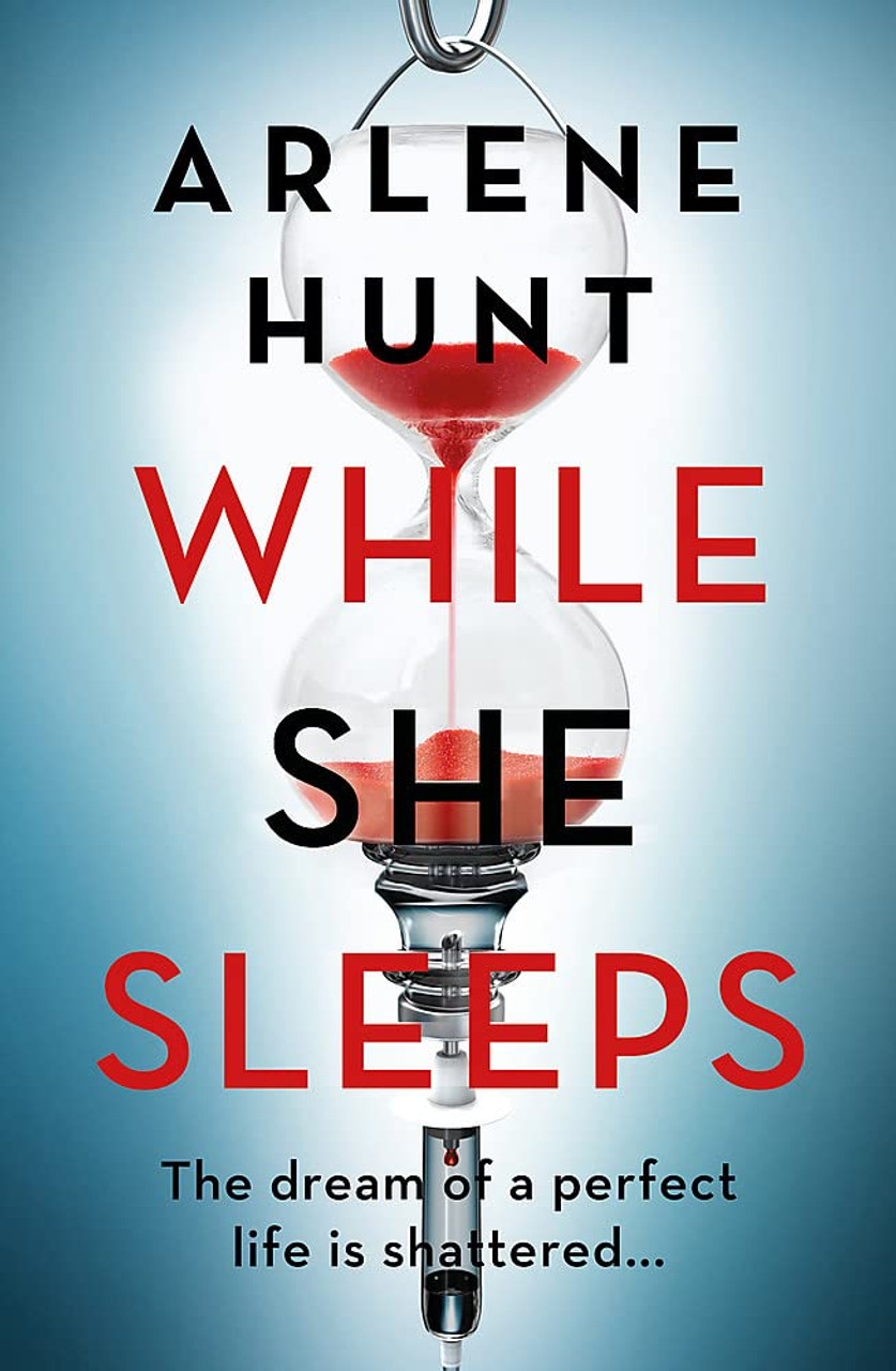 Arlene Hunt / While She Sleeps (Large Paperback)