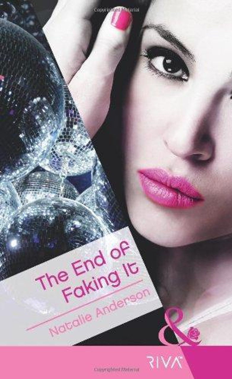 Mills & Boon / The End of Faking It (Hardback)