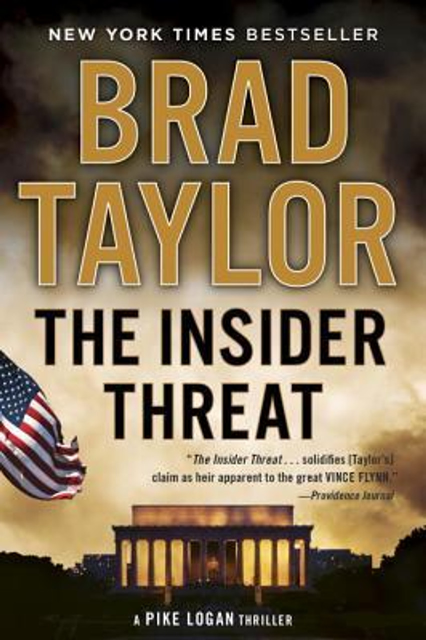 Brad Taylor / The Insider Threat ( A Pike Logan Thriller) (Large Paperback)