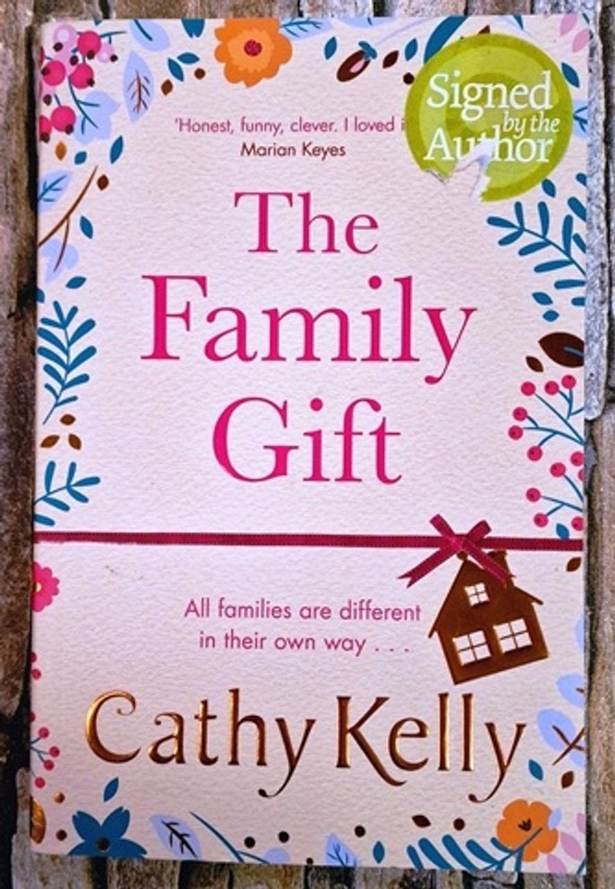 Cathy Kelly / The Family Gift (Signed by the Author) (Large Paperback).