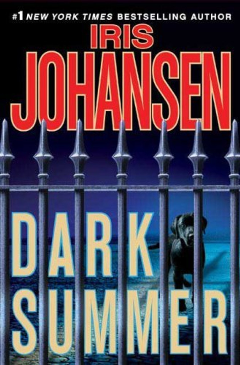 Iris Johansen / Dark Summer (Hardback)