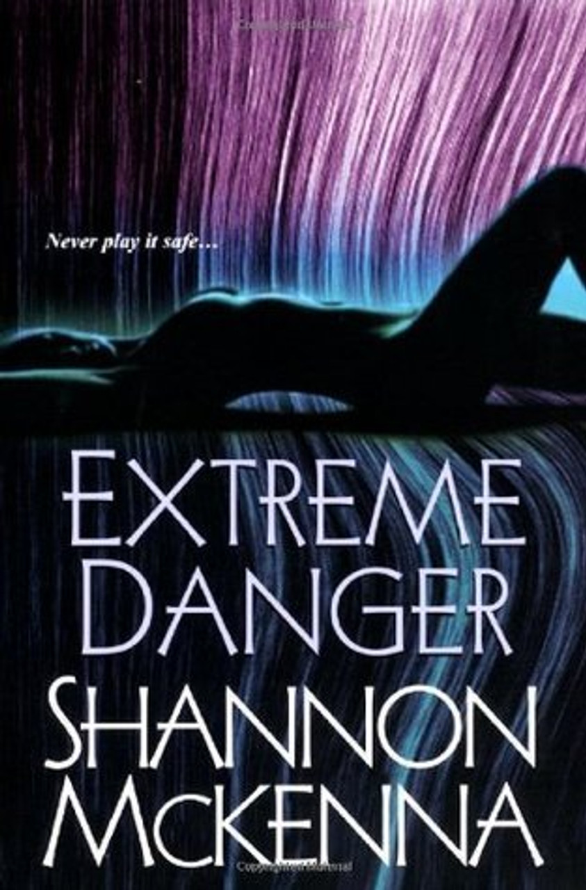 Shannon McKenna / Extreme Danger (Large Paperback)