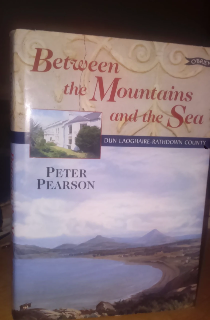 Peter Pearson - Between the Mountains and the Sea - HB - Dublin 1999