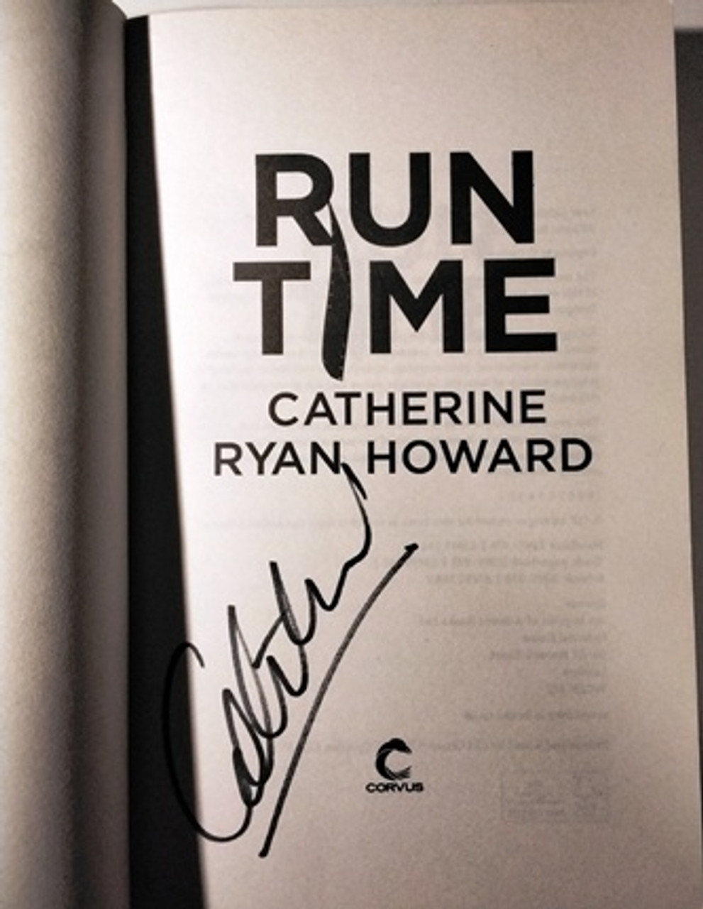 Catherine Ryan Howard / Run Time (Signed by the Author) (Large Paperback)...