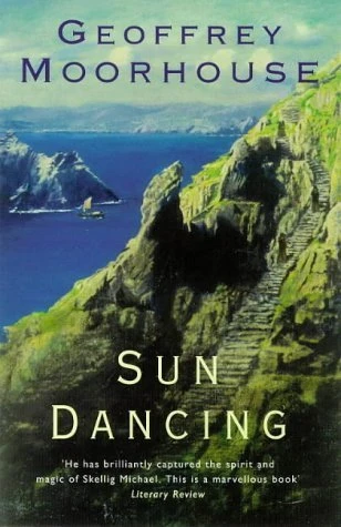 Geoffrey Moorhouse / Sun Dancing : A Medieval Vision