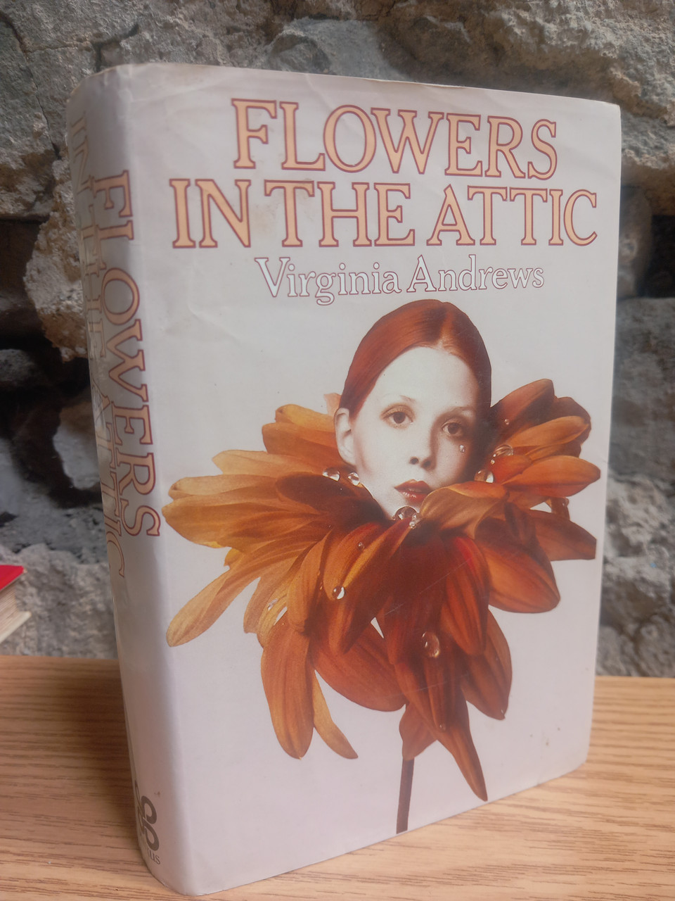Virginia Andrews - Flowers in the Attic - HB 1991 ( Originally 1979)